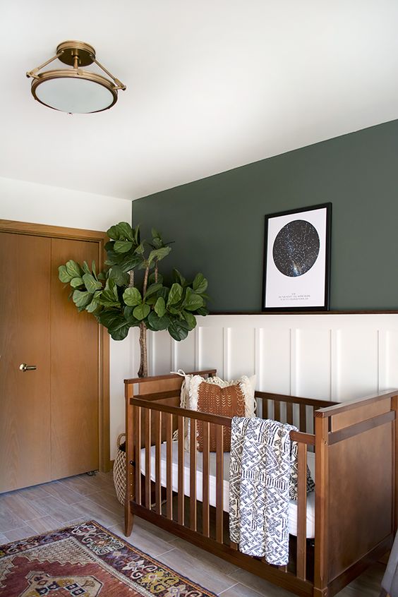 02-green-shaker-wall-panel-interior-decor